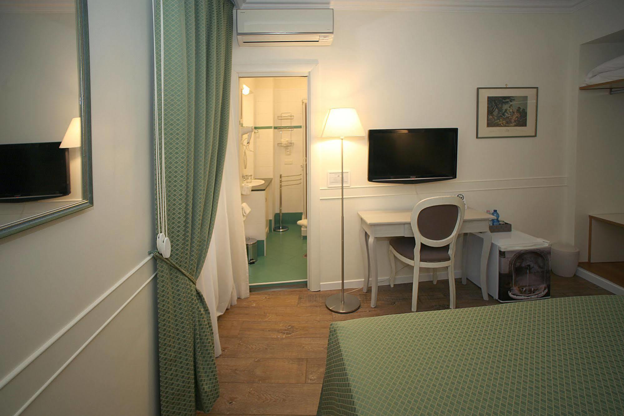 Residenza Ponte Sant'Angelo Hotel Roma Exterior foto
